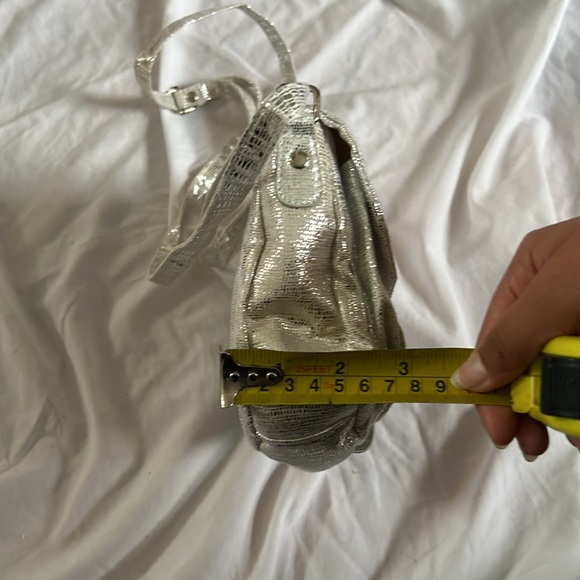 Vintage D Fusion Y2K Silver Purse - Picture 6 of 9